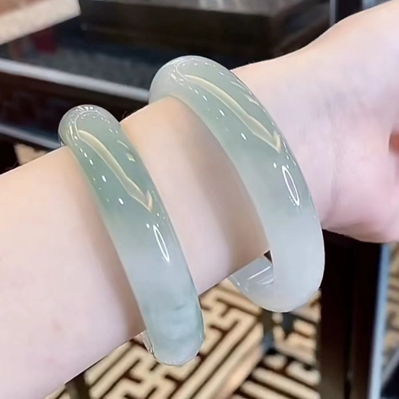Oil-green, floating-flower, -  - огляд і ціна Bracelets